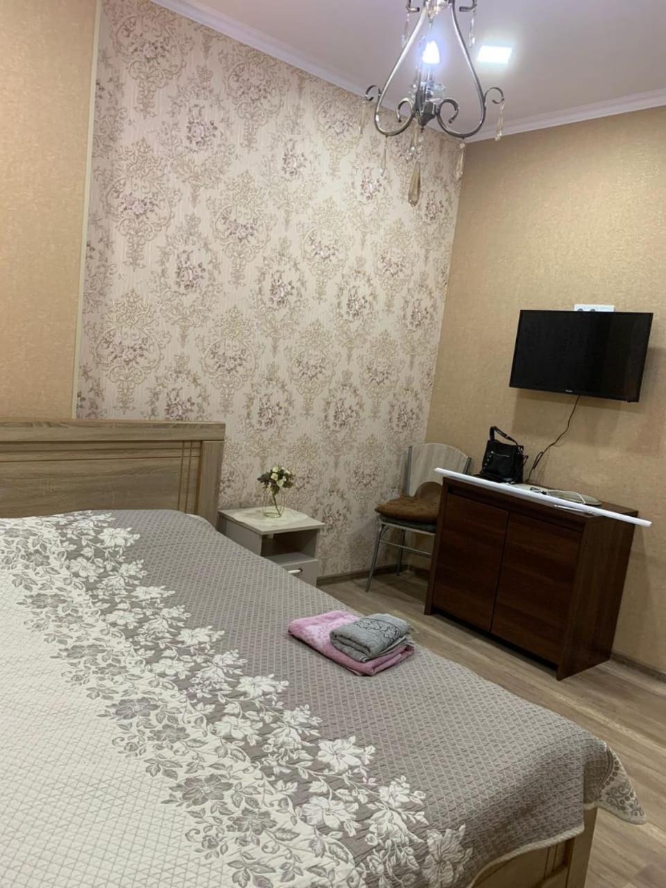 Apartment On L.Meskhishvili Turn Tbilisi Exterior foto