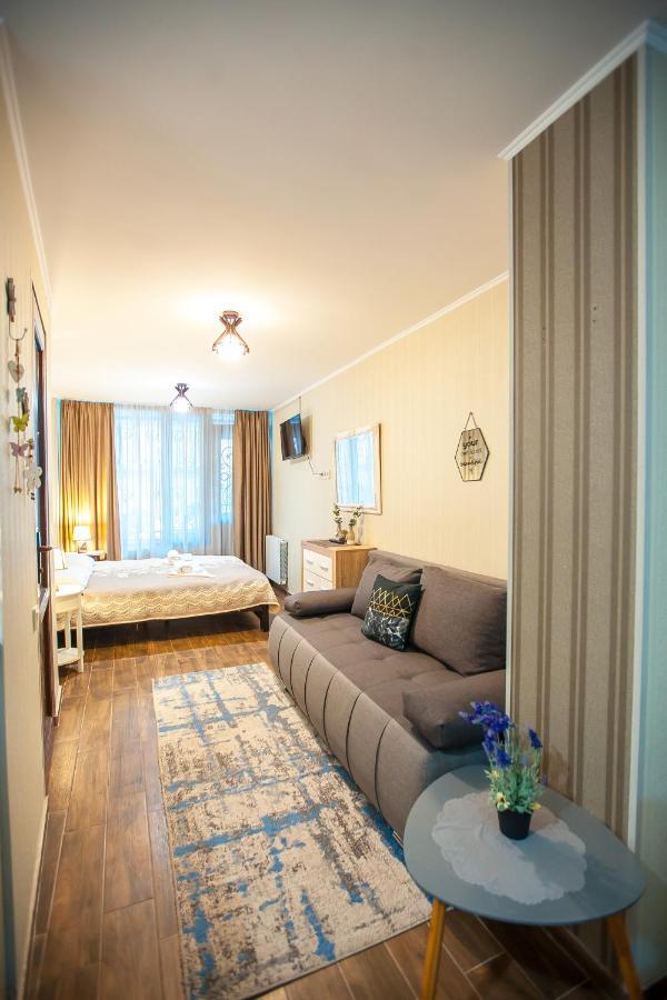 Apartment On L.Meskhishvili Turn Tbilisi Exterior foto